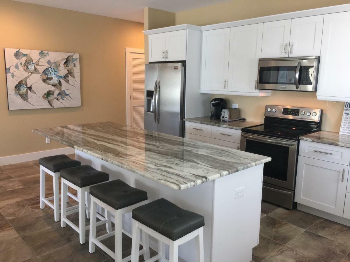 2651 Estero Boulevard * Fort Myers Beach