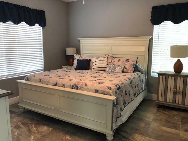 2651 Estero Boulevard *